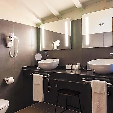 Aura Del Hotel