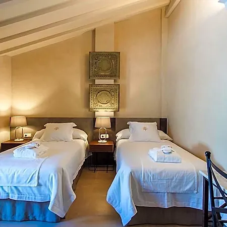 Hotel Aura Del 4*